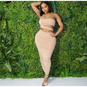 Lizzy Set Crop Top & Maxi Skirt